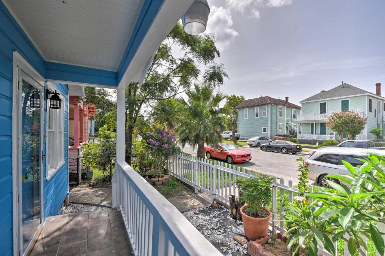 Bright Galveston Bungalow Half Mi To Pleasure Pier Eksteriør billede