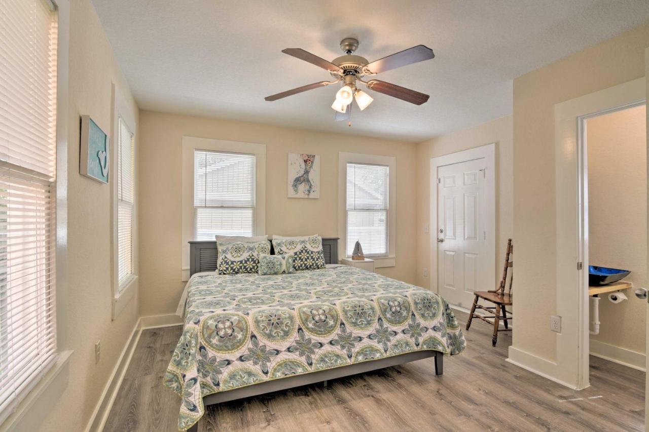Bright Galveston Bungalow Half Mi To Pleasure Pier Eksteriør billede