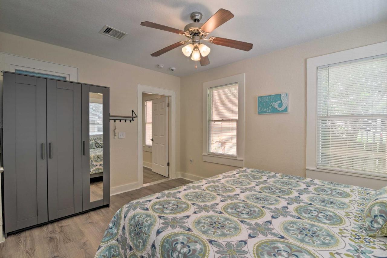 Bright Galveston Bungalow Half Mi To Pleasure Pier Eksteriør billede