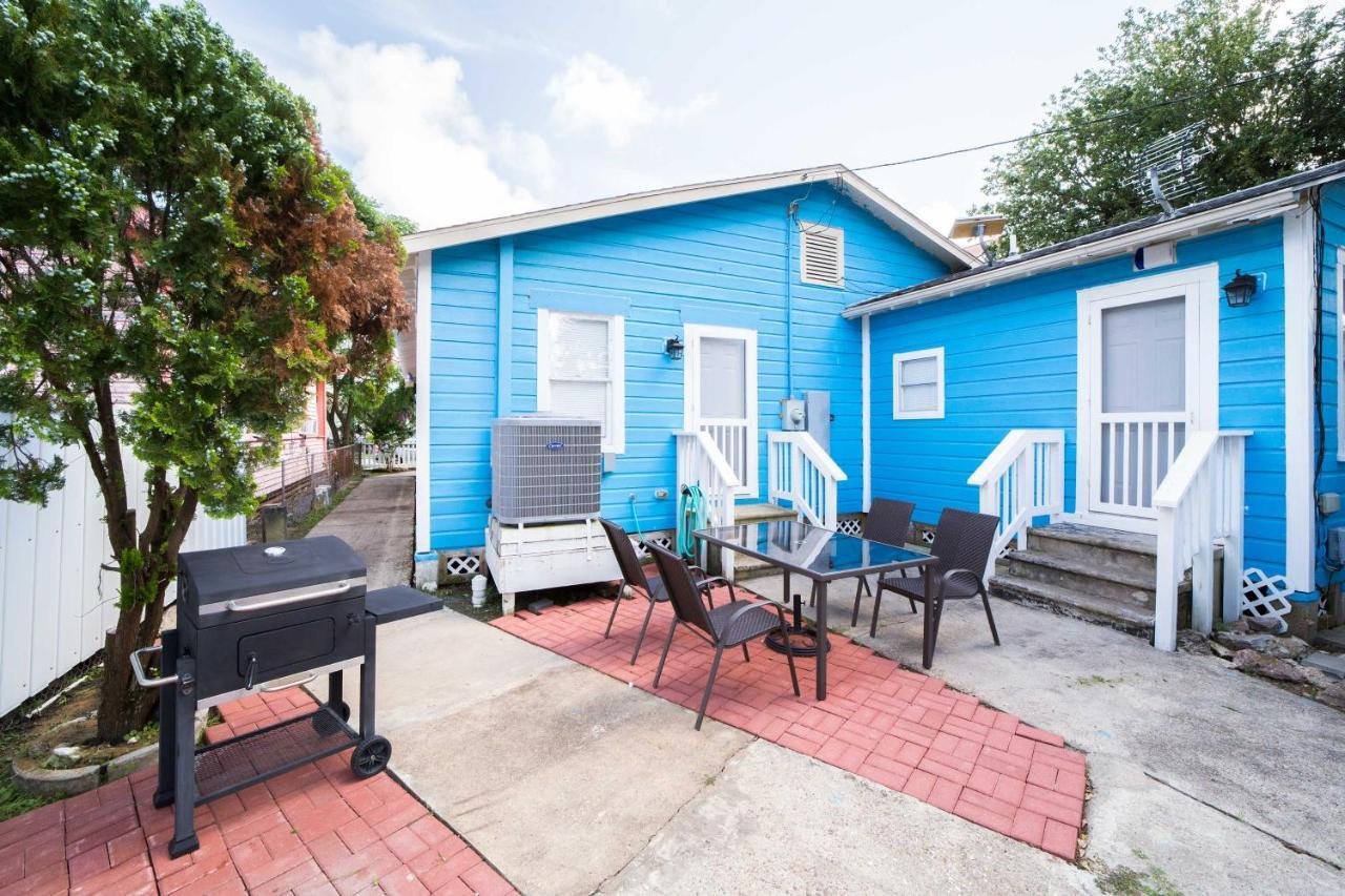Bright Galveston Bungalow Half Mi To Pleasure Pier Eksteriør billede